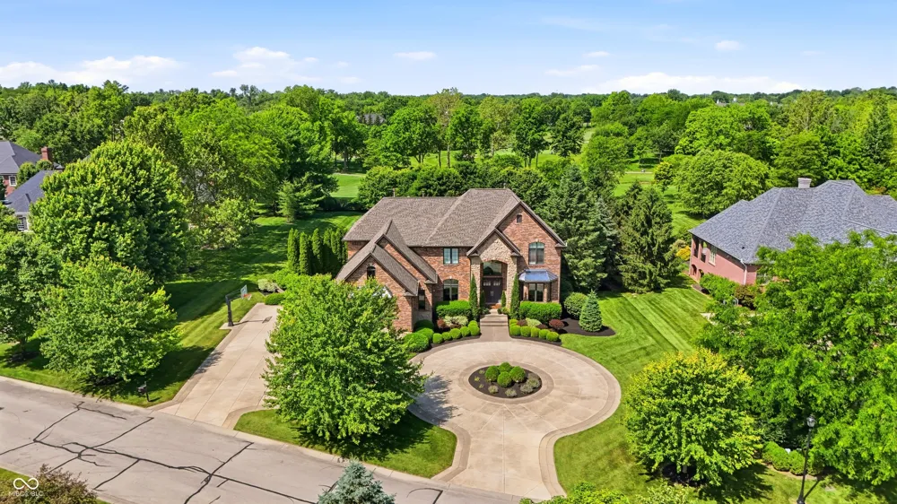 16032 Colleton Court Carmel, IN 46033