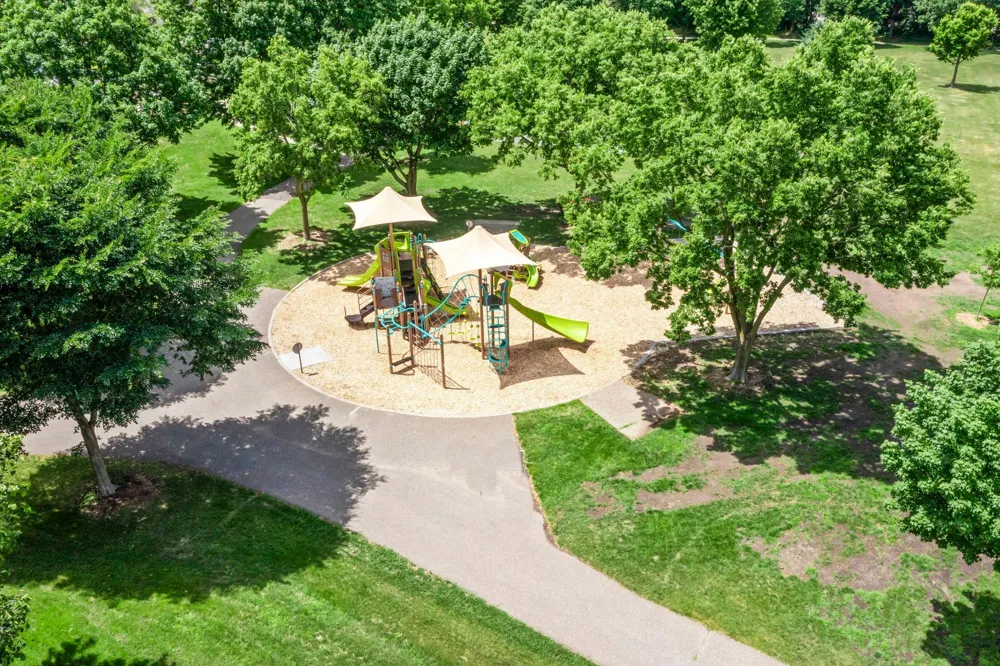 8419 Cooper Way Inver Grove Heights, MN 55076