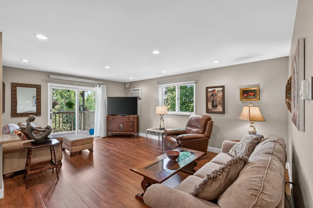 3275 80th Street E #307 Inver Grove Heights, MN 55076
