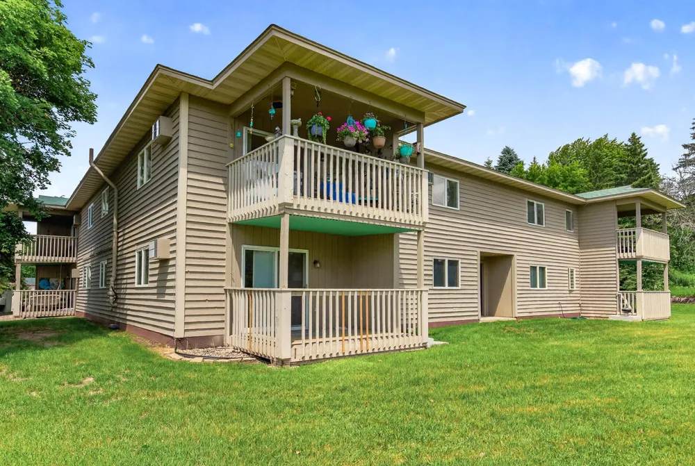3275 80th Street E #307 Inver Grove Heights, MN 55076