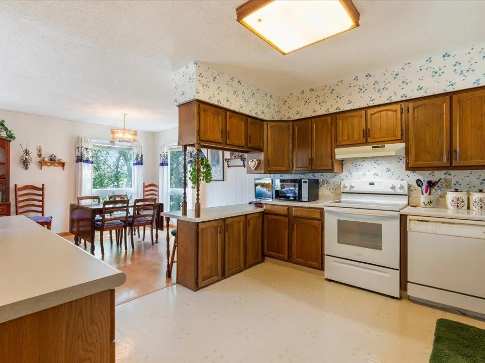 12776 Knollwood Drive Baxter, MN 56425