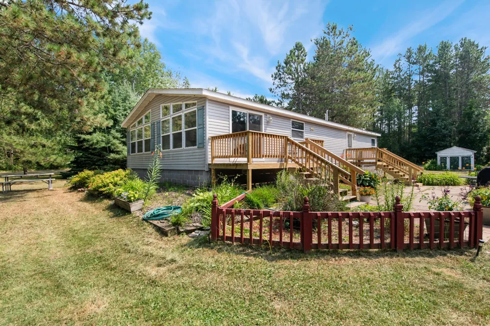94688 Sunset Lane Moose Lake, MN 55767