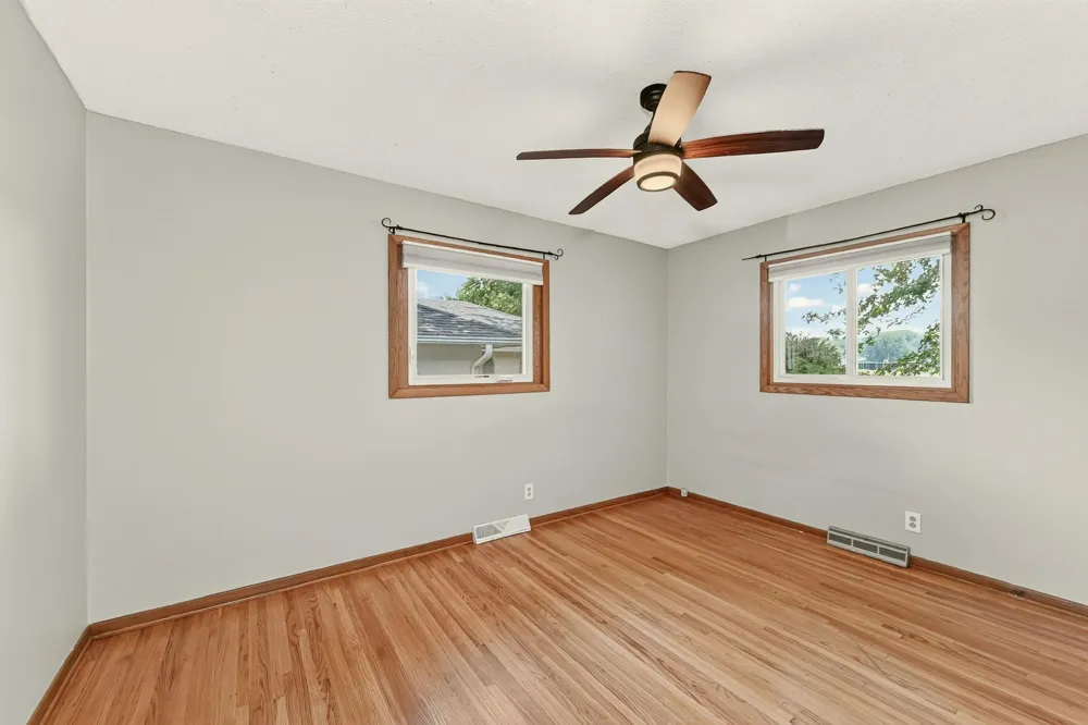 1706 34th Street NW Rochester, MN 55901