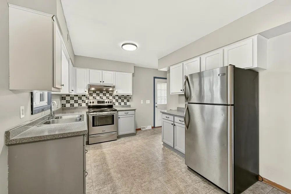 1706 34th Street NW Rochester, MN 55901