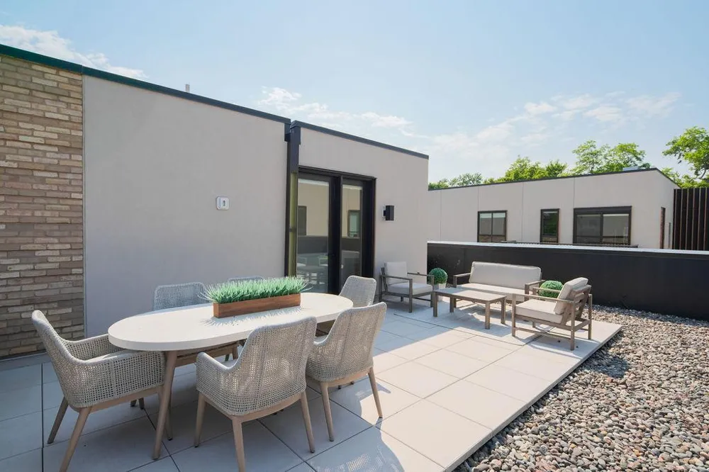7 West Drive Excelsior, MN 55331