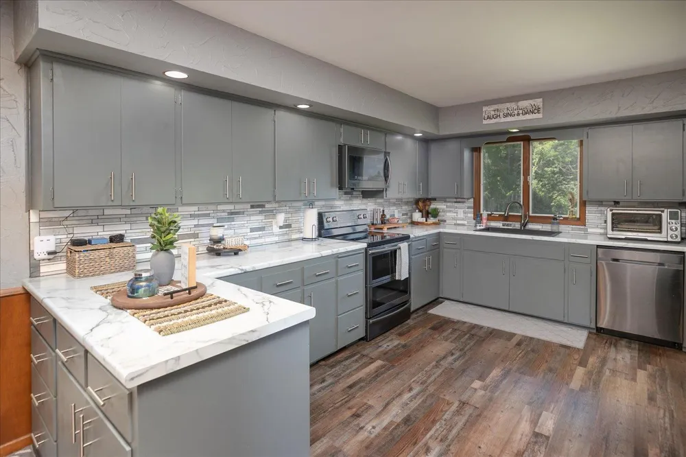805 Auburn Avenue S Lanesboro, MN 55949