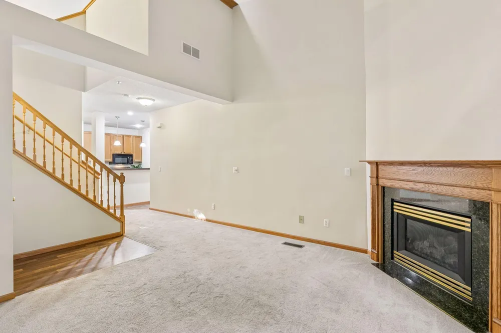8271 Kimball Drive Eden Prairie, MN 55347