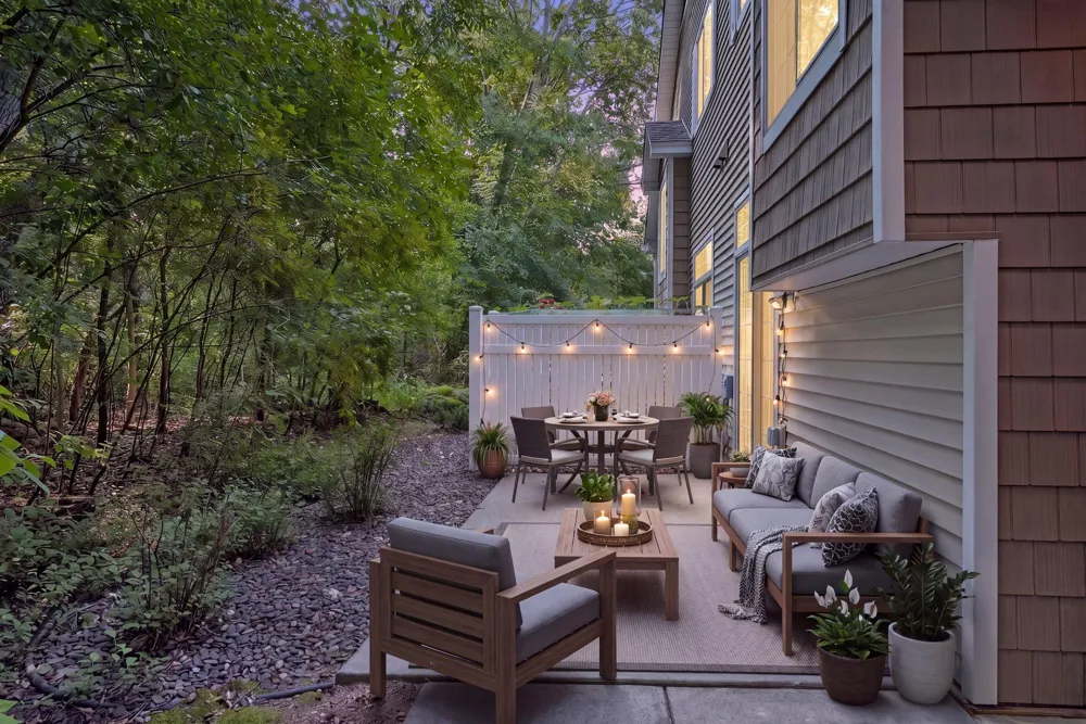8271 Kimball Drive Eden Prairie, MN 55347