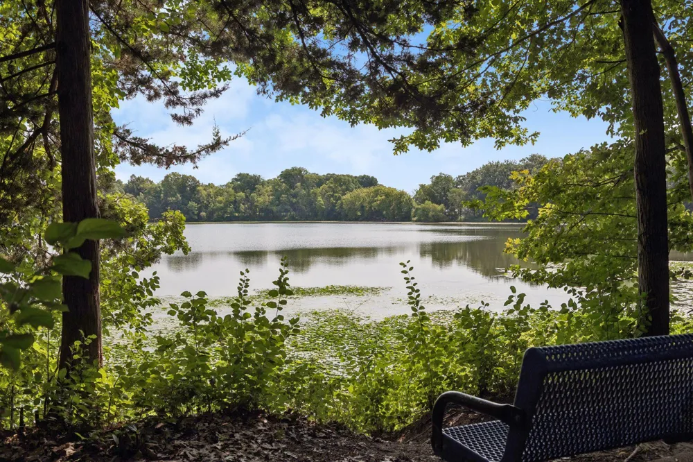 8271 Kimball Drive Eden Prairie, MN 55347