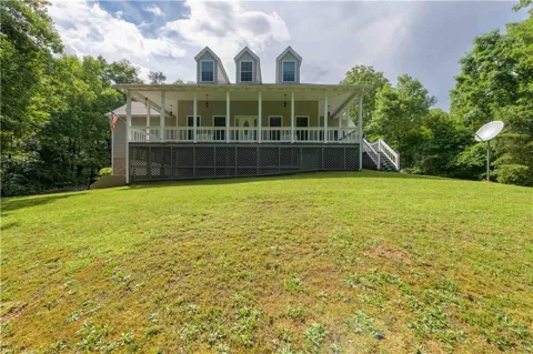 546 Mount Pleasant Road NE