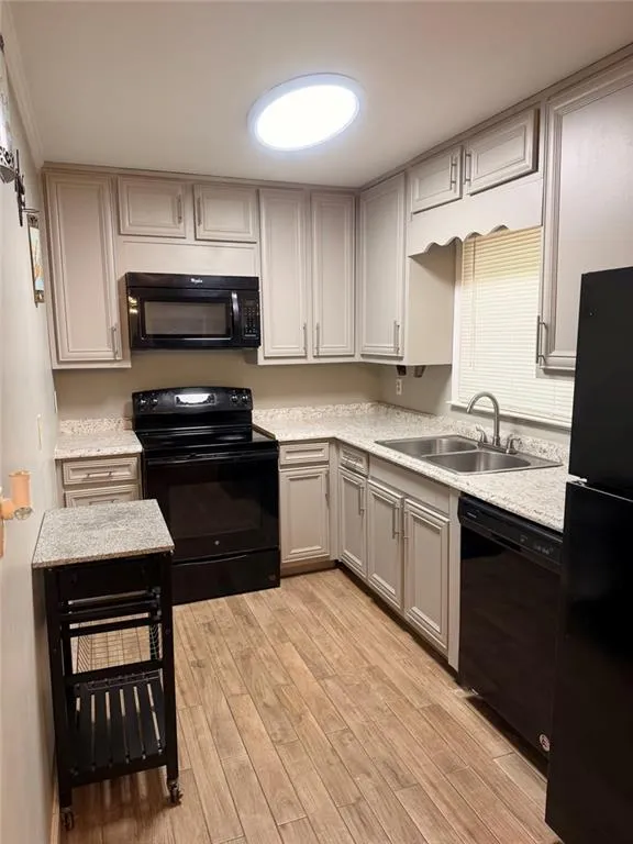6299 Cathedral Lane Stonecrest, GA 30038