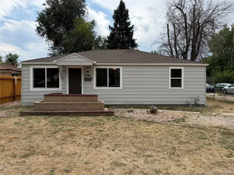 4466 W Center Avenue