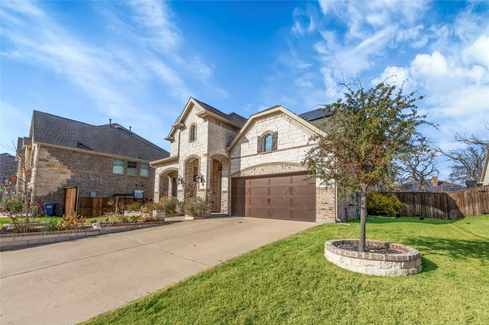 2218 Christopher Lane Euless, TX 76040