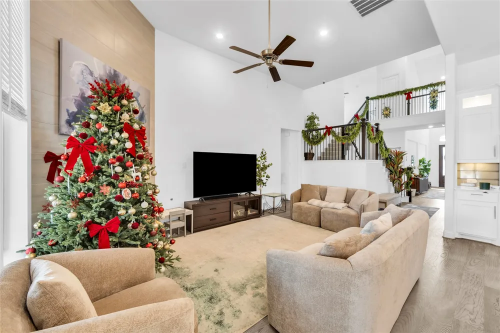2218 Christopher Lane Euless, TX 76040