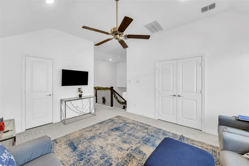 2218 Christopher Lane Euless, TX 76040