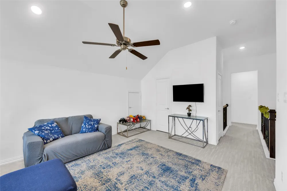 2218 Christopher Lane Euless, TX 76040