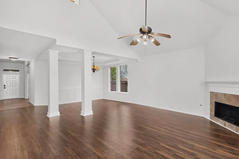 1756 Hidden Brook Drive Grand Prairie, TX 75050