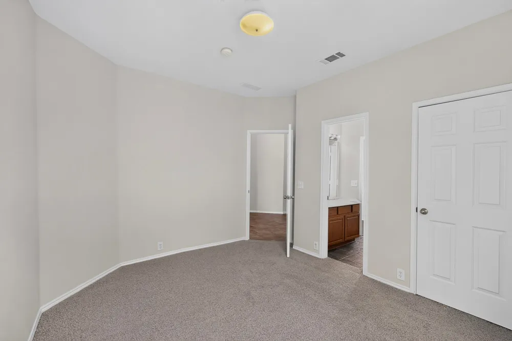 1756 Hidden Brook Drive Grand Prairie, TX 75050