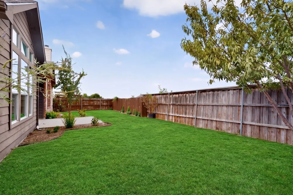 1756 Hidden Brook Drive Grand Prairie, TX 75050