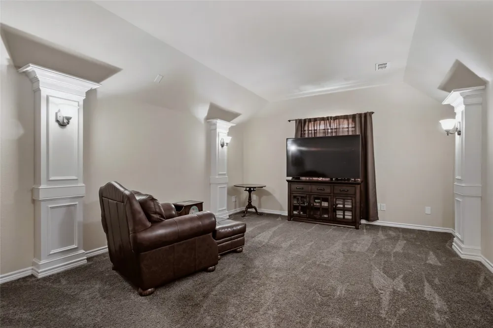 921 Viburnum Drive Fort Worth, TX 76131