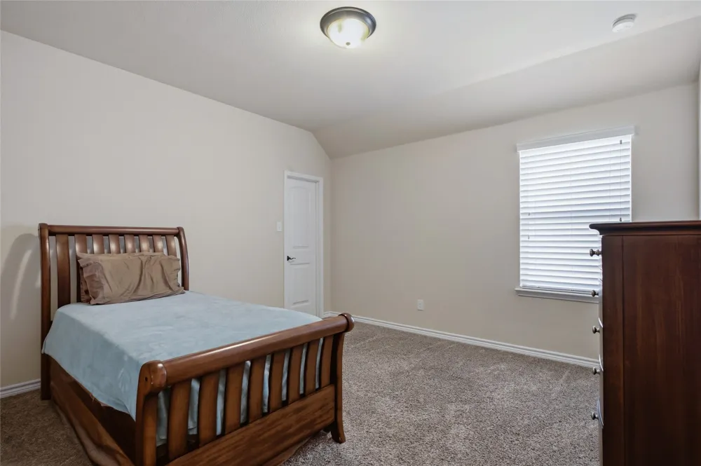 921 Viburnum Drive Fort Worth, TX 76131