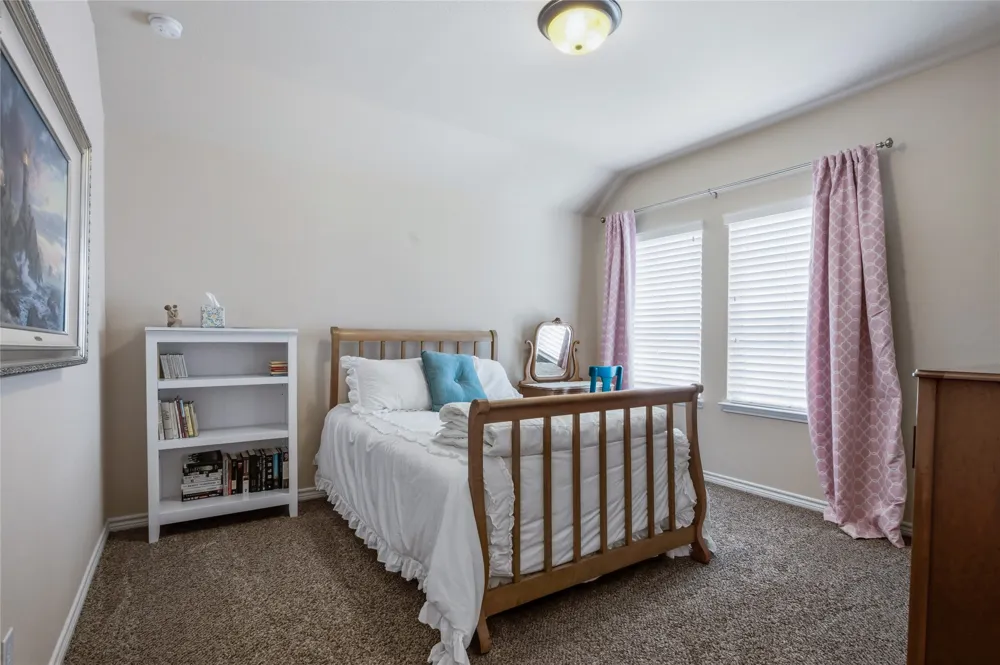 921 Viburnum Drive Fort Worth, TX 76131