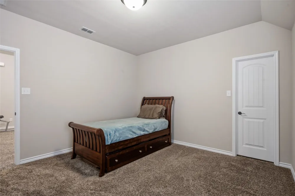 921 Viburnum Drive Fort Worth, TX 76131