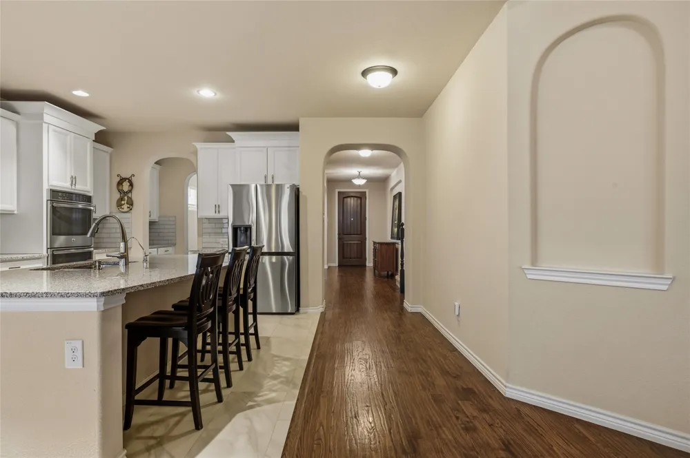 921 Viburnum Drive Fort Worth, TX 76131