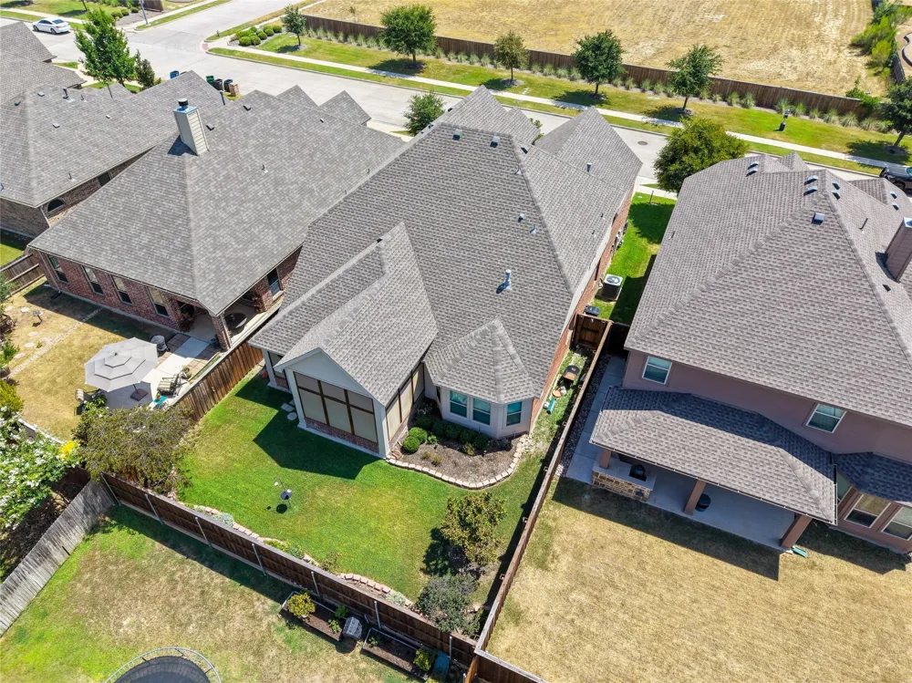 921 Viburnum Drive Fort Worth, TX 76131