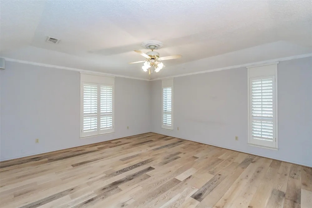 2604 Twinpost Court Irving, TX 75062