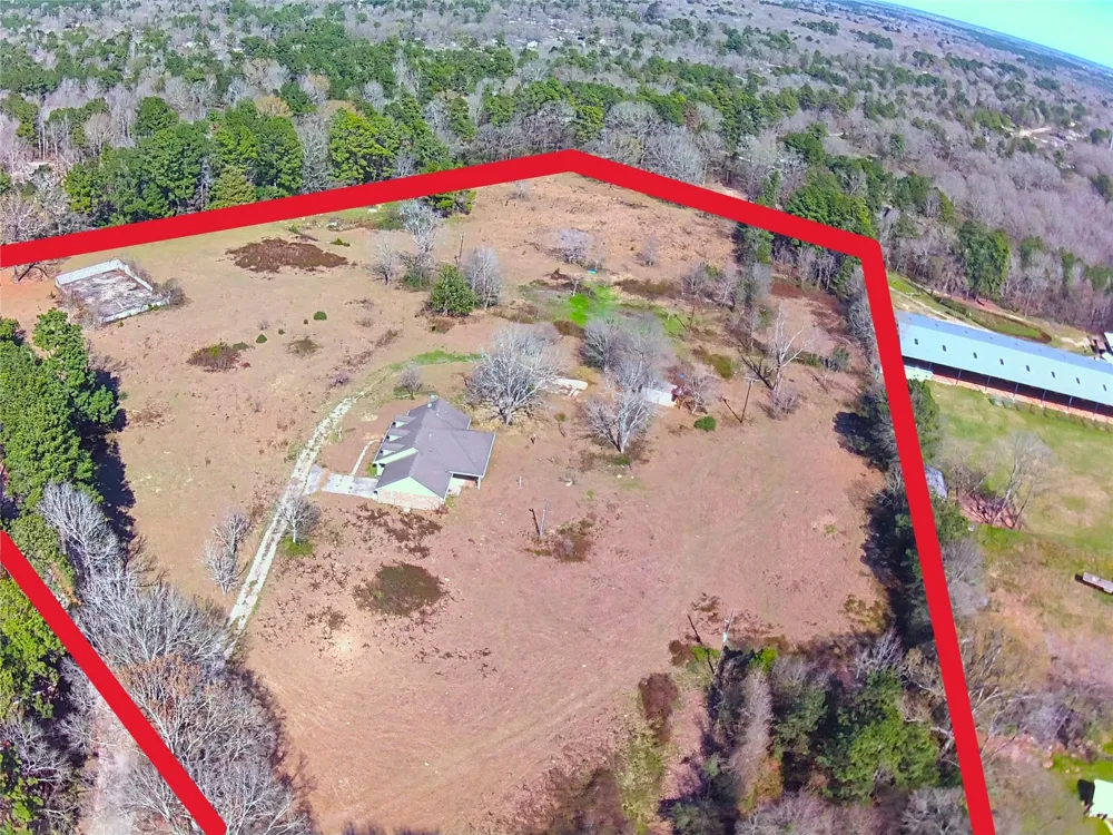 19320 Willaby Road New Caney, TX 77357
