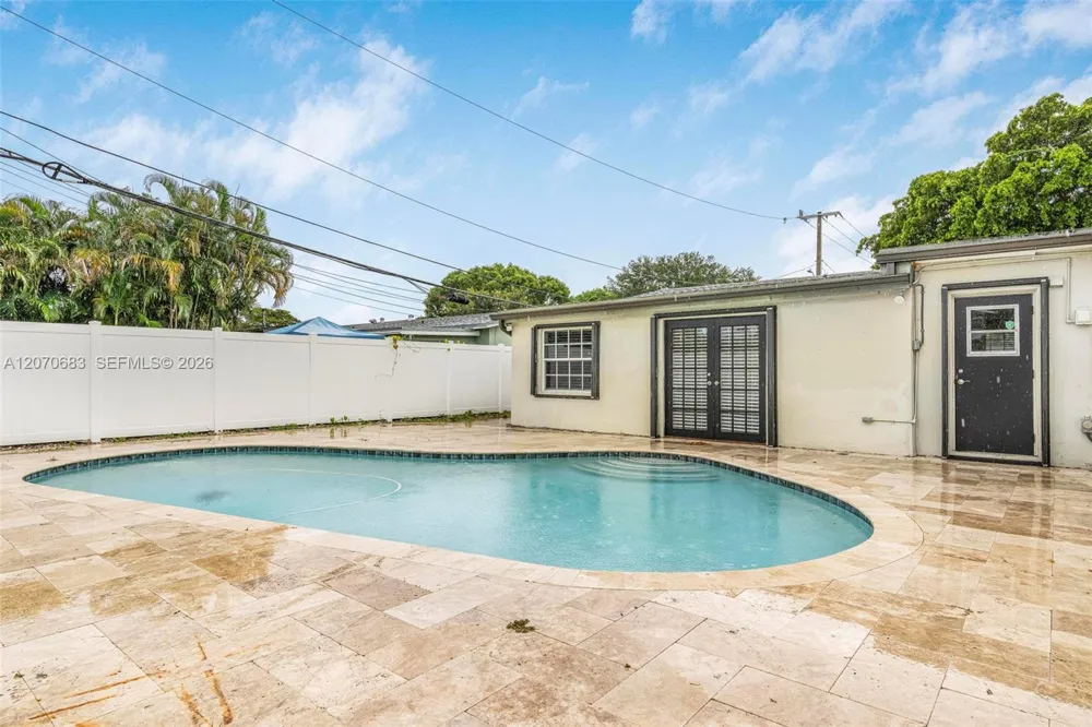 5001 SW 92nd Ter Cooper City, FL 33328