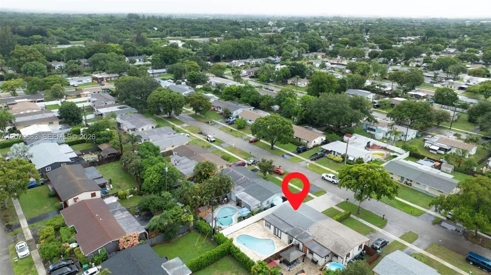 5001 SW 92nd Ter Cooper City, FL 33328