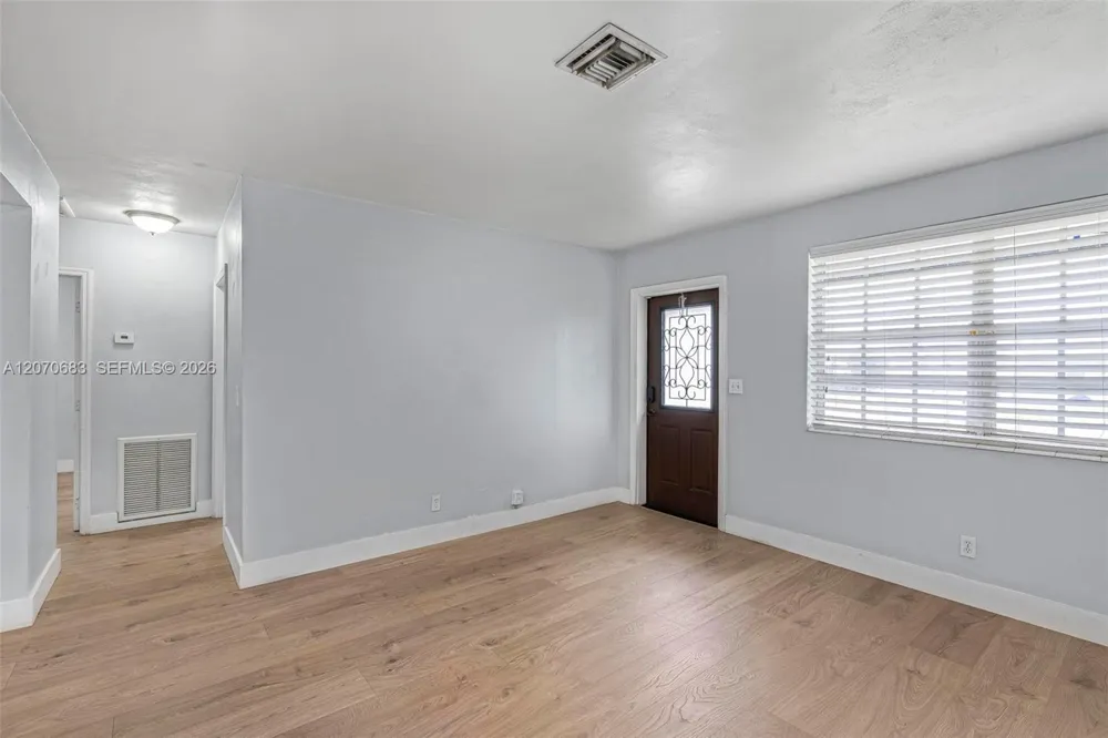 5001 SW 92nd Ter Cooper City, FL 33328