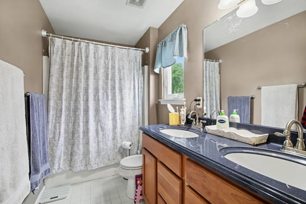 7620 Pioneer Drive Ypsilanti, MI 48197
