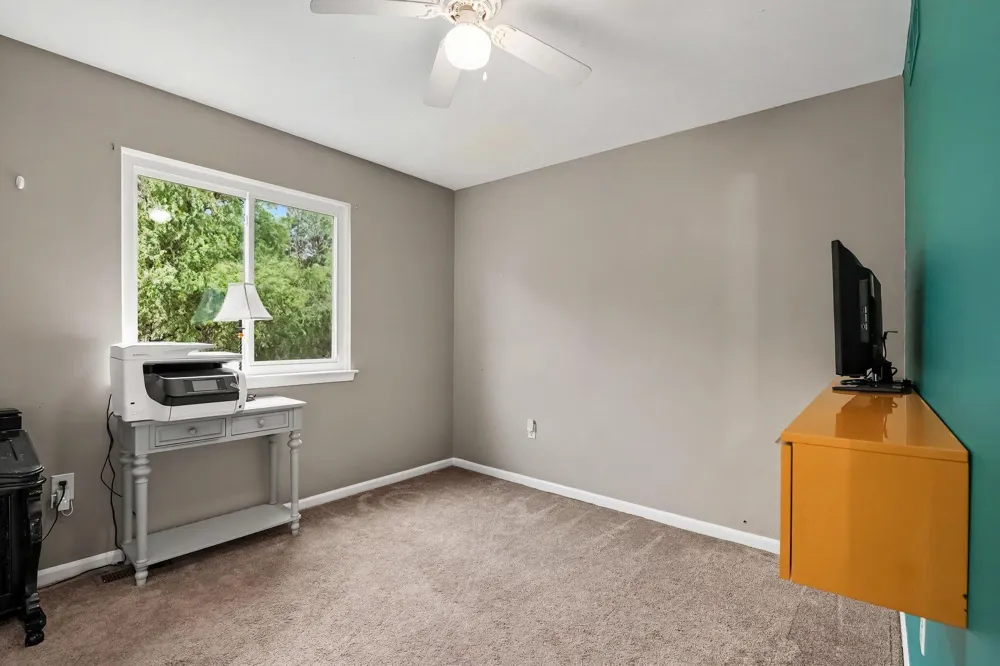 7620 Pioneer Drive Ypsilanti, MI 48197