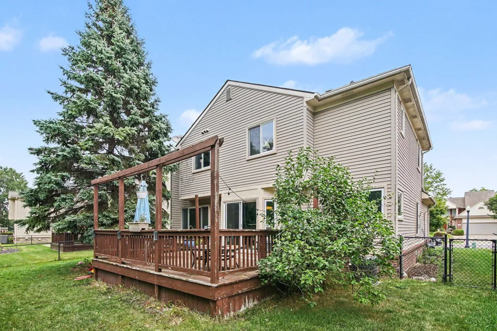 7620 Pioneer Drive Ypsilanti, MI 48197