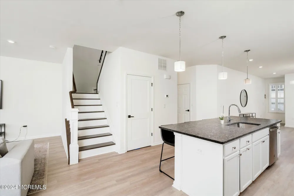 3327 Poplar Place Wall, NJ 07719