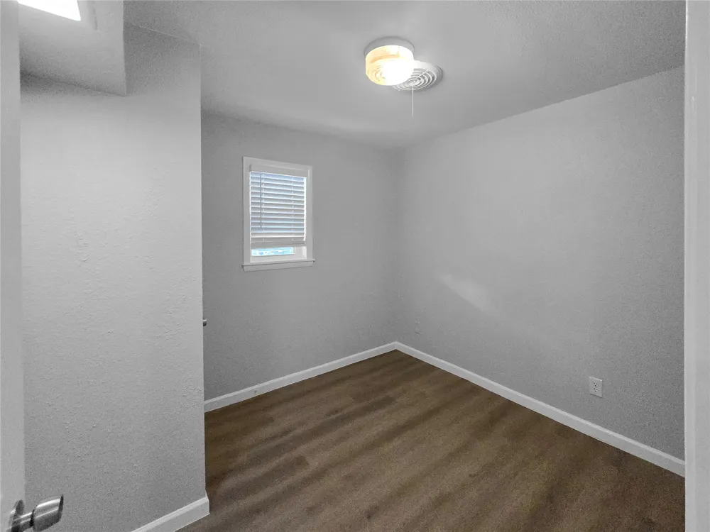 608 Beshears Calera, OK 74730