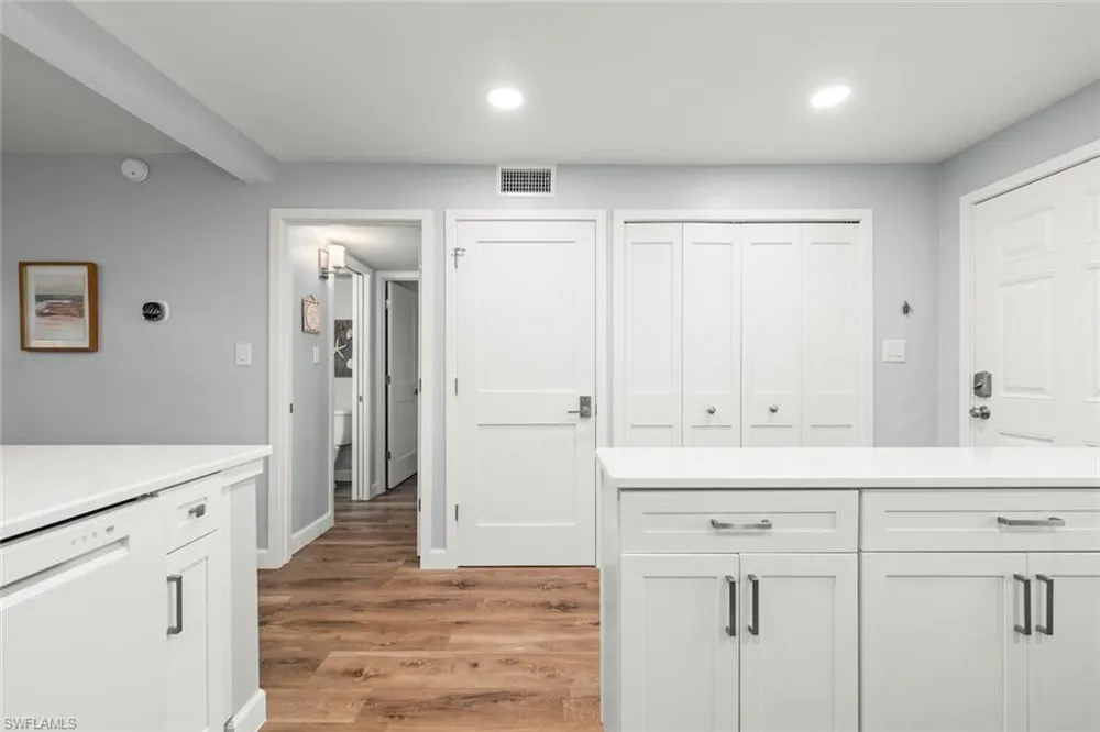 979 E Gulf Drive #242 Sanibel, FL 33957