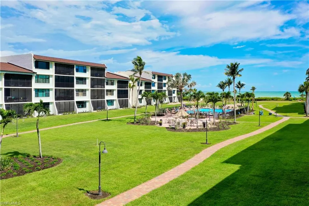 979 E Gulf Drive #242 Sanibel, FL 33957