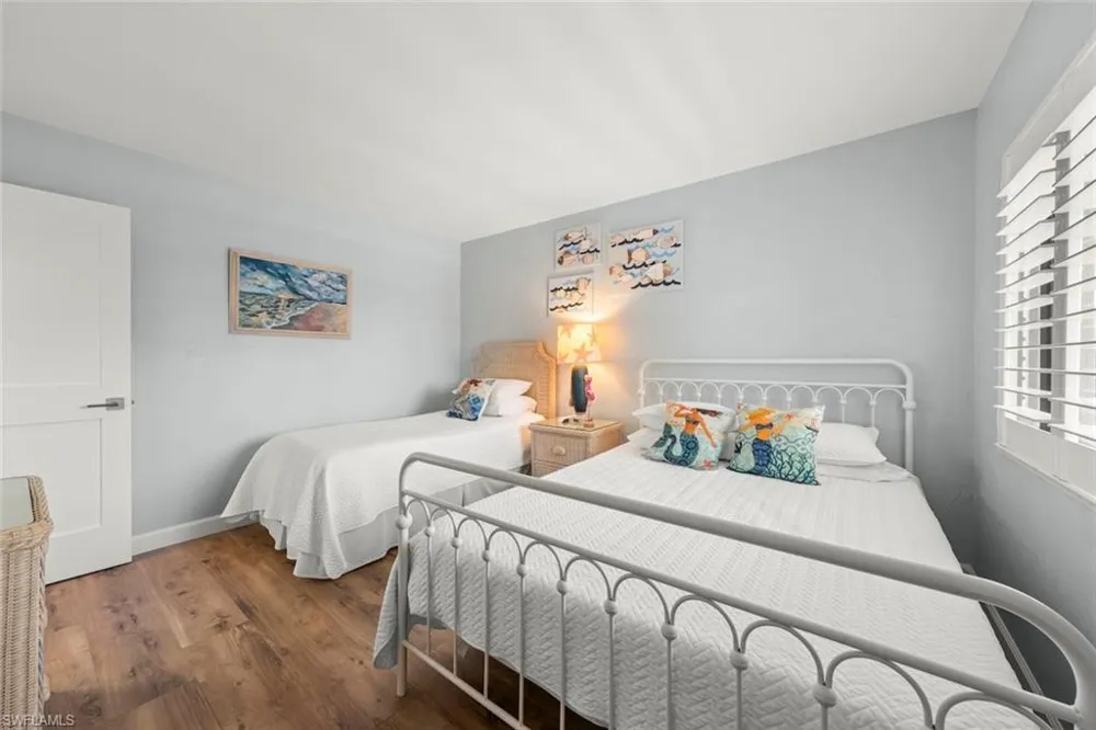 979 E Gulf Drive #242 Sanibel, FL 33957