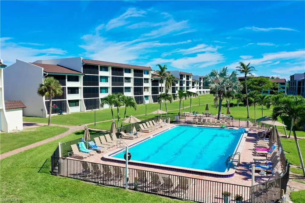 979 E Gulf Drive #242 Sanibel, FL 33957