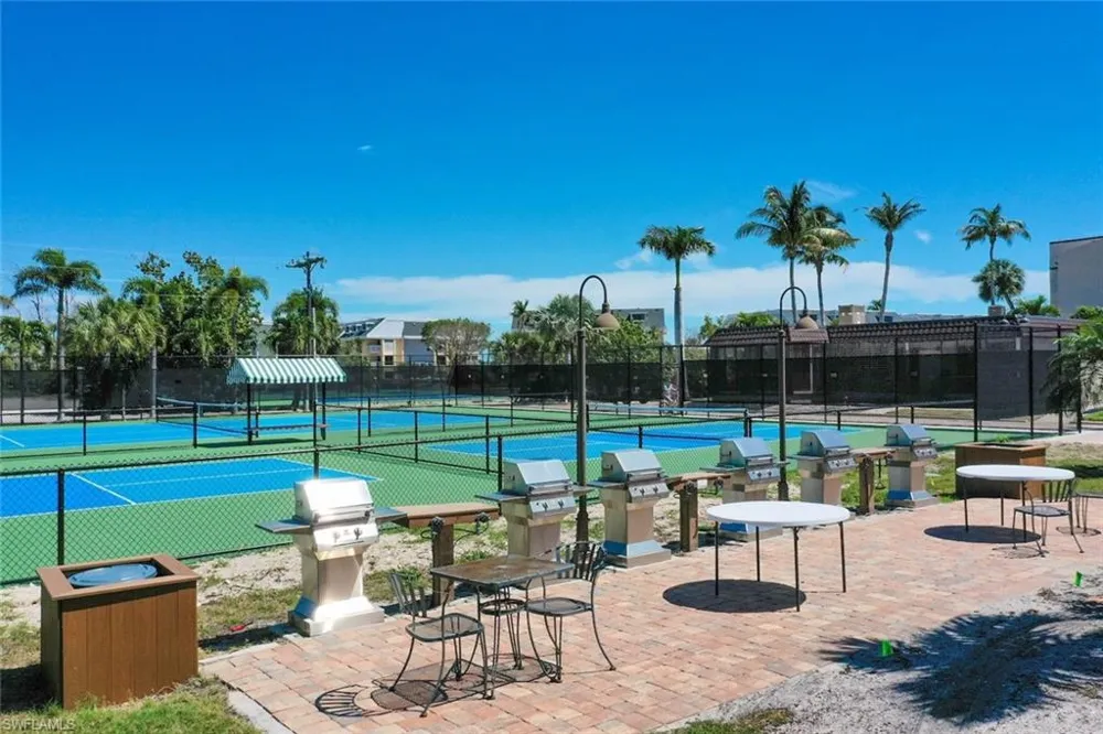 979 E Gulf Drive #242 Sanibel, FL 33957