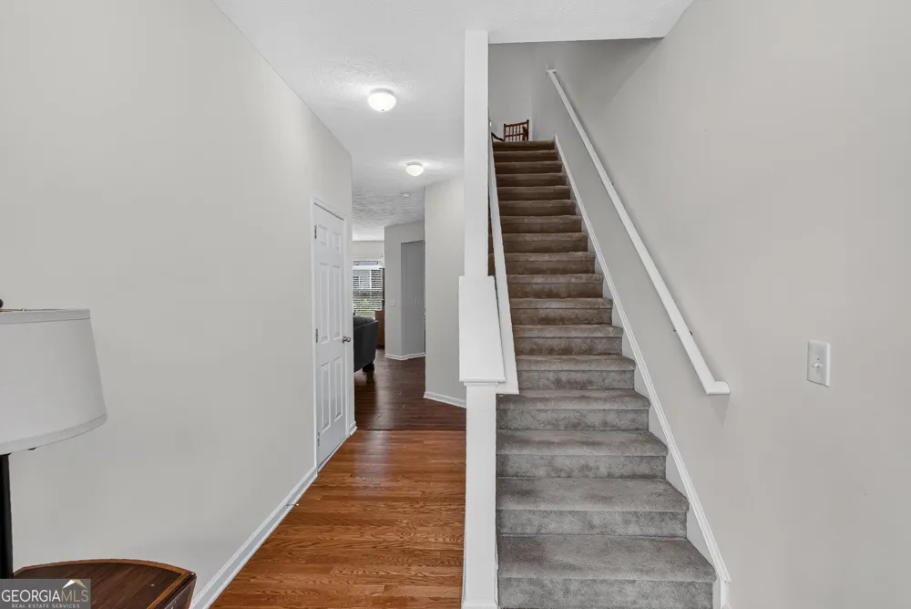 6647 Splashwater DR Flowery Branch, GA 30542