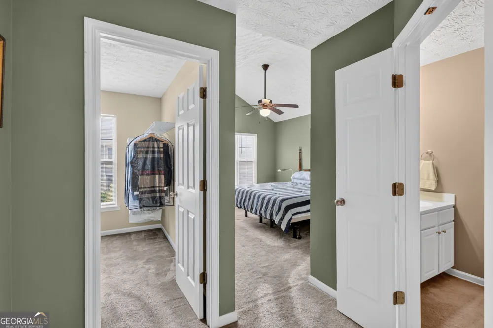 6647 Splashwater DR Flowery Branch, GA 30542