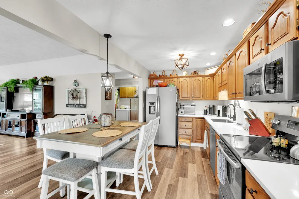 2927 Colony Lake West Drive Plainfield, IN 46168