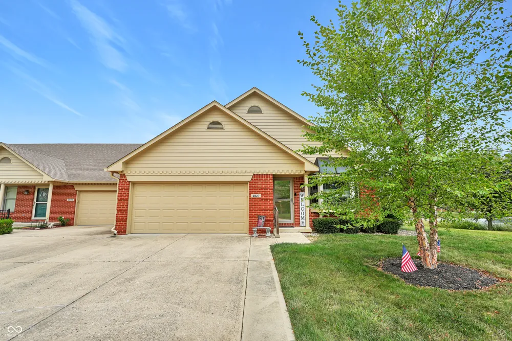 2927 Colony Lake West Drive Plainfield, IN 46168