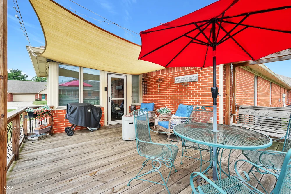 2927 Colony Lake West Drive Plainfield, IN 46168
