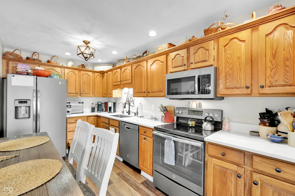 2927 Colony Lake West Drive Plainfield, IN 46168